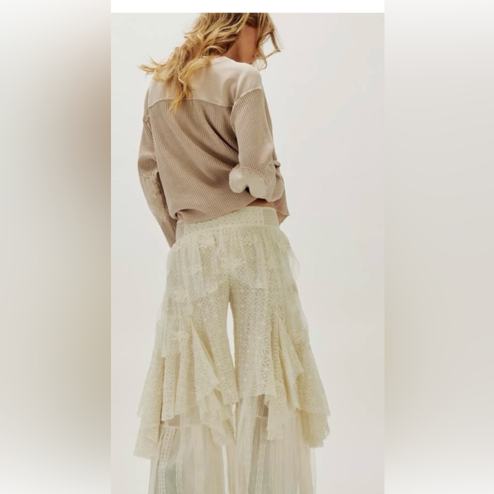 Free People
Free People Florence Lace
Layered Wide Leg Pants Ivory
Cream Boho XS